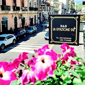 https://la-stazione-92.catania-hotels.net